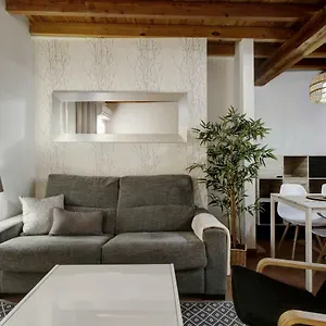 Home4u, Elvira 16, 2a Granada